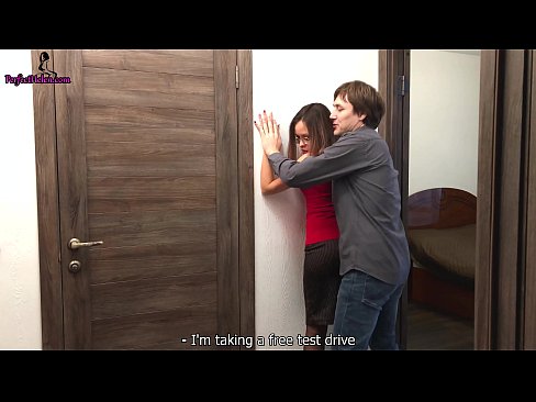 ❤️ Sexy Realtor sensually jerks his pussy and fucks while selling his apartment - Krempai ❌ معيار جنسي